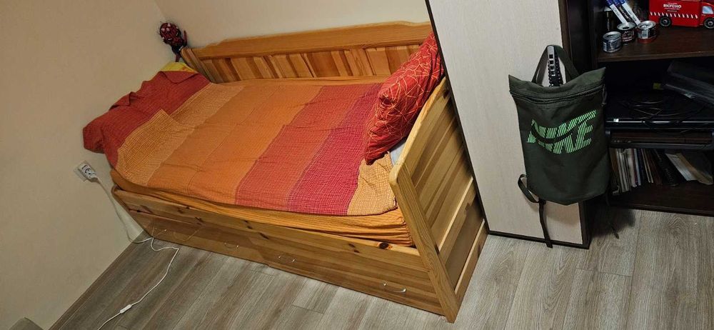 2 бр. легла с матраци 90/200