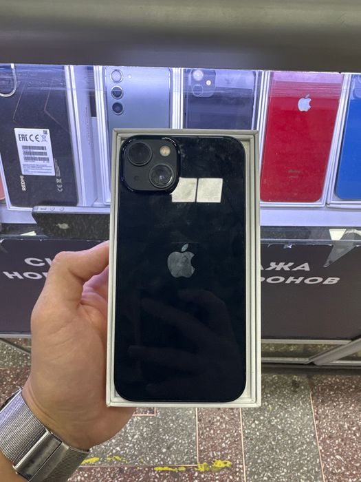 iPhone 13  256 GB