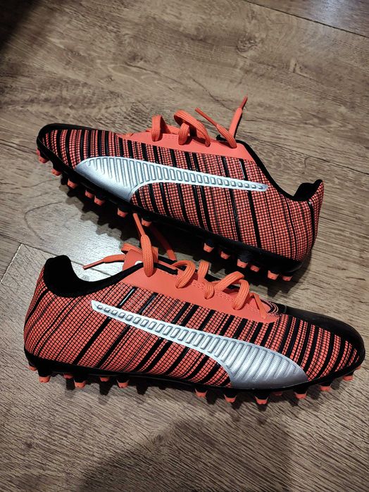 Футболни обувки / Стоножки PUMA ONE 5.4 MG