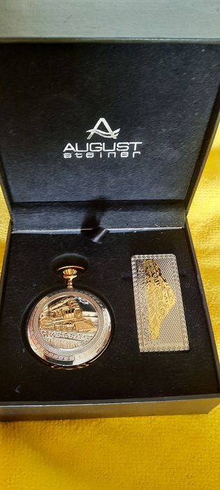 Нов джобен часовник August steiner