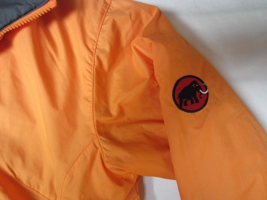 Geaca dama Mammut,masura S-M, umplutura poliester ,stare f.buna