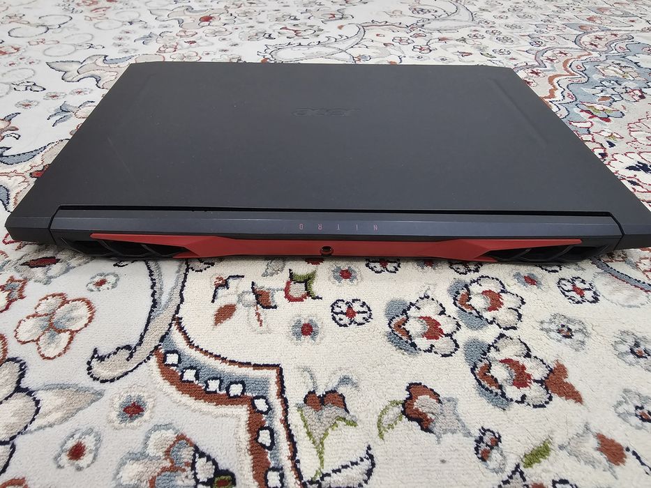Срочно игровой ноутбук acer nitro 5