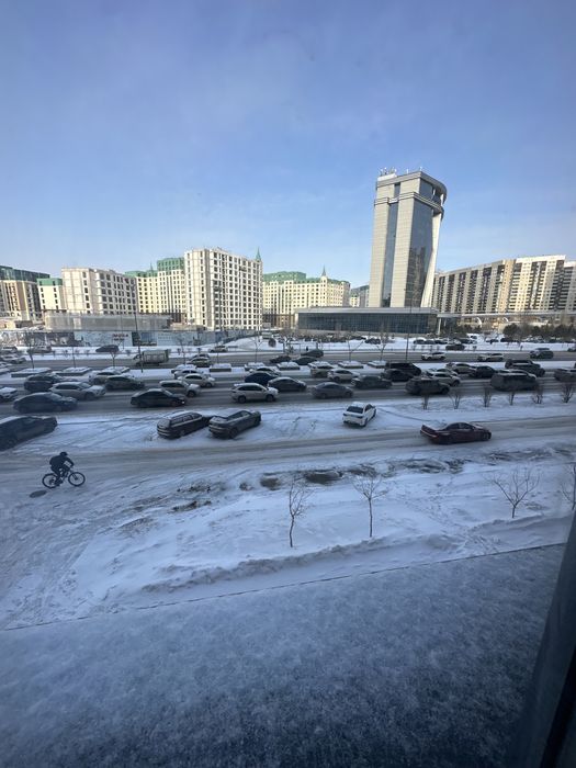 Возьму девушек на подселение ЖК Azure!  3х комнатная квартира