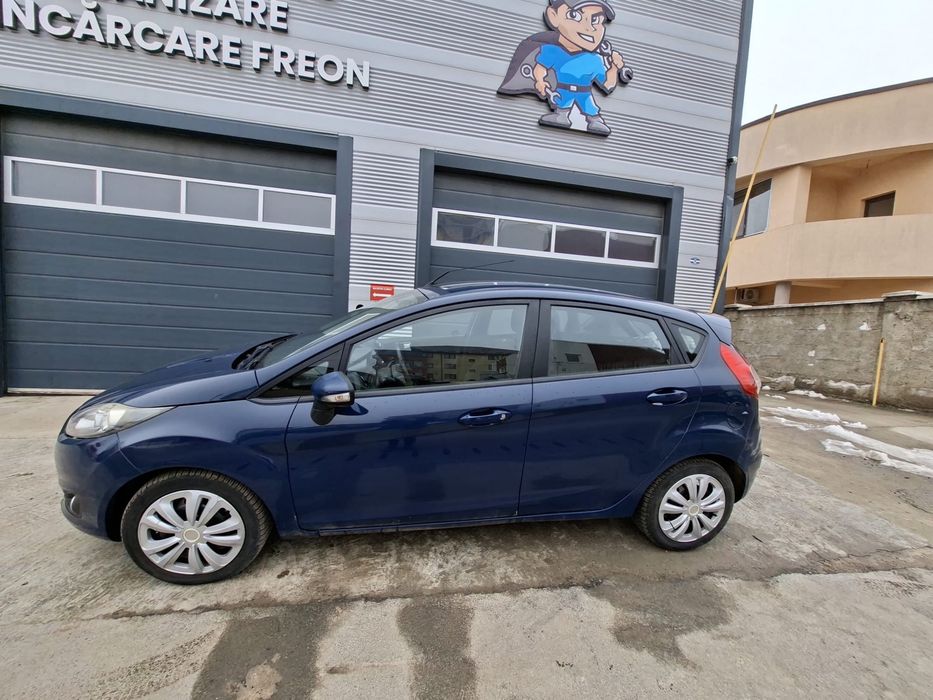 FORD Fiesta 2015 — imagine 2