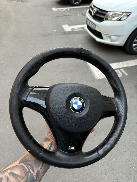 Vand volan e90 m pachet