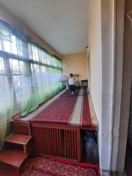 Срочно 2х 8микрарайоне Новая планировка Прдаётся