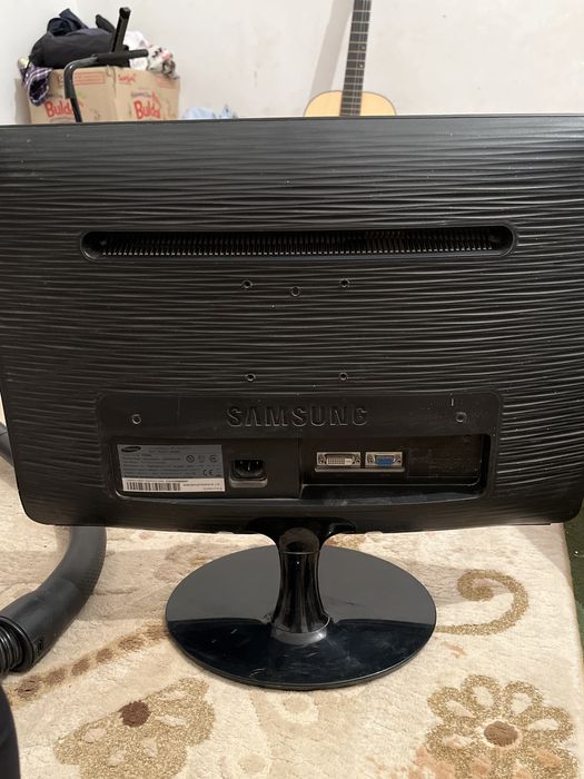 Монитор SAMSUNG 60гц