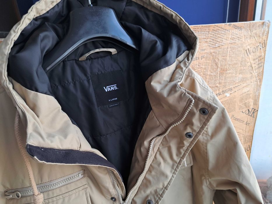 мъжко яке,Vans ,есенно/пролетно бежово яке,ВАНС
