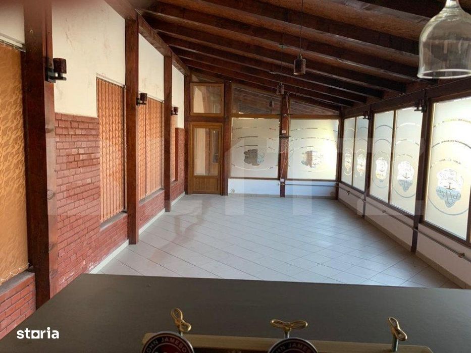 Spatiu comercial,750mp,Moreni