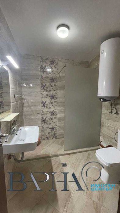 Дава се под наем Двустаен апартамент в к.к. Златни пясъци - 70 кв.м за 358 € - Снимка #9