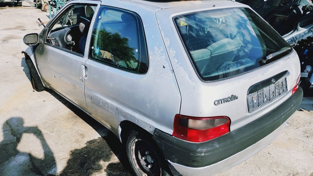 Ситроен Саксо бензин. Само на части