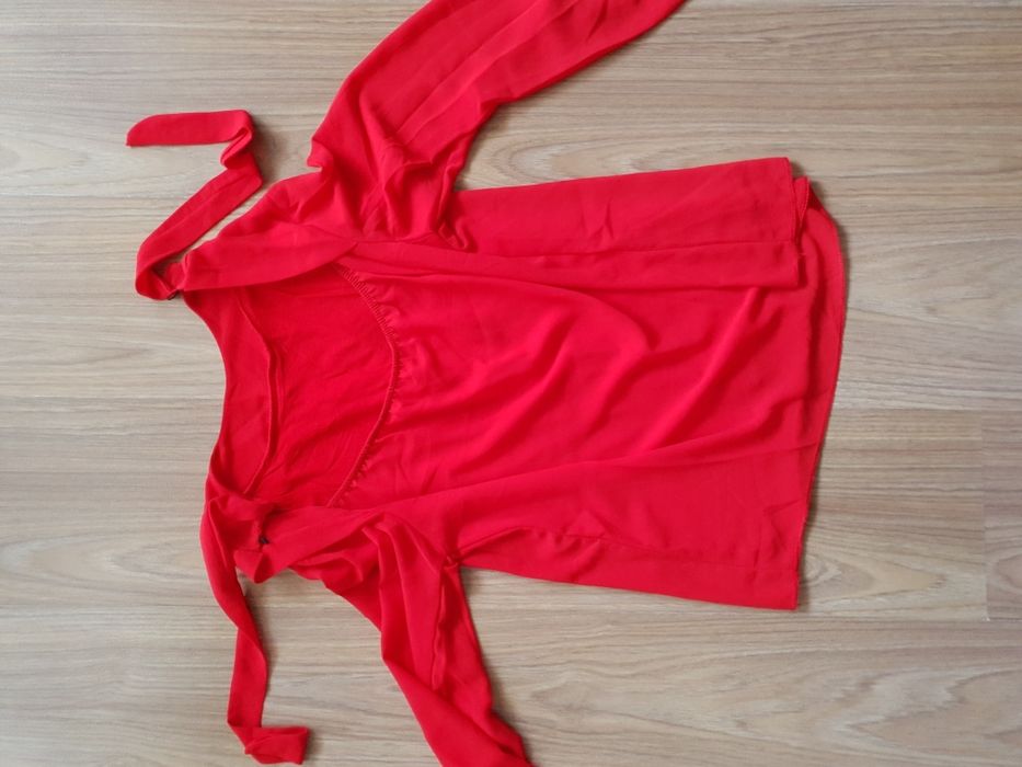 Дамски блузи- зимни и официални