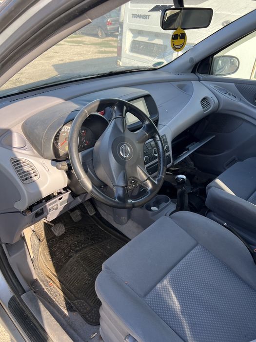 Nissan Almera Tino НА ЧАСТИ