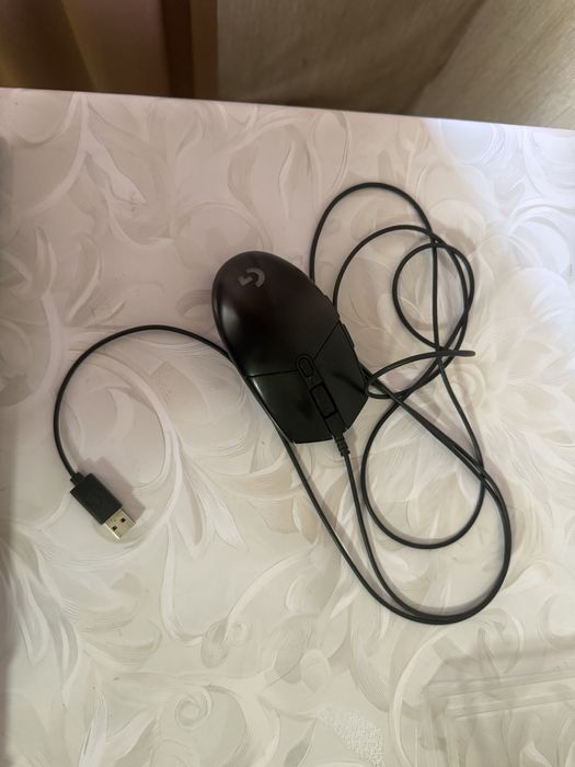 Logitech клавиатура и мышь