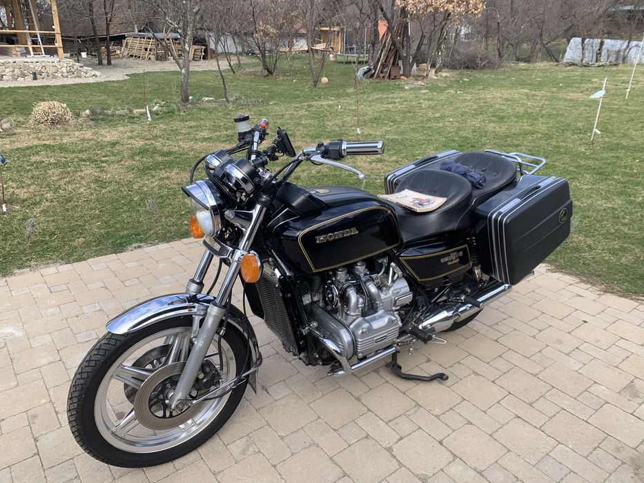 Honda GL1000 GoldWing