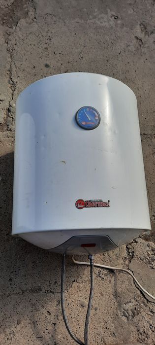 Продаётся Аристон 3 шт.