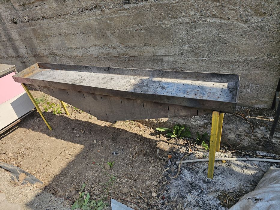 Продам столы в хорошем состоянии