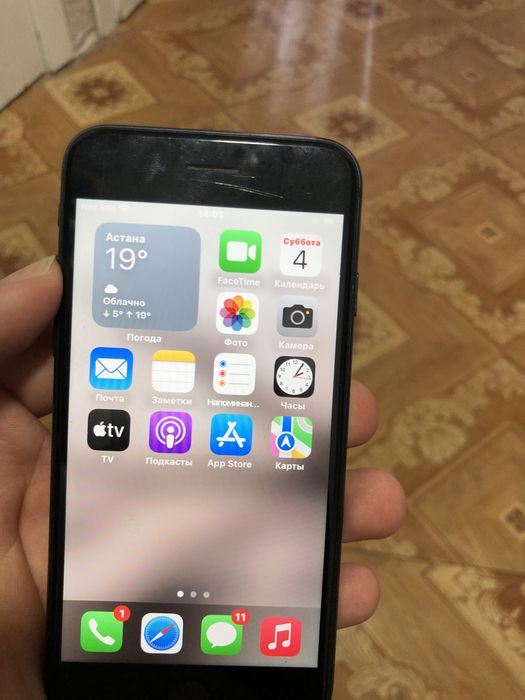 Айфон се 2020 без гаранитий