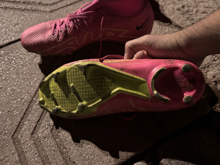 Бутонки на nike