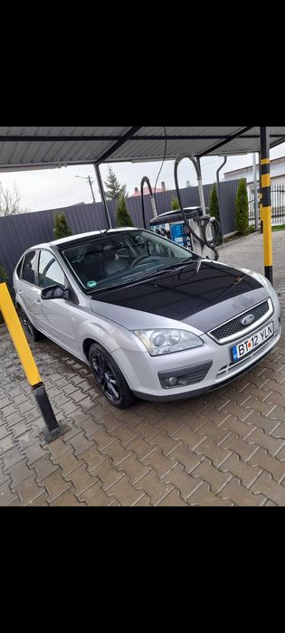 Ford focus 2 - 1.6 benzină - 2005 - DEFECT