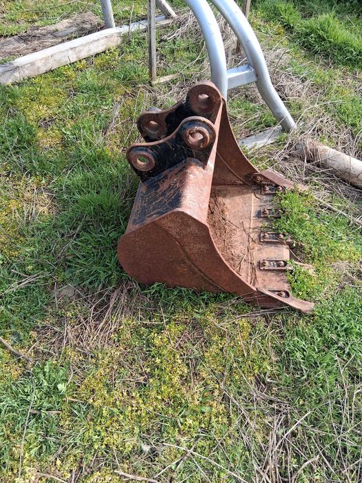 Piese buldoexcavator si miniincarcator CASSE