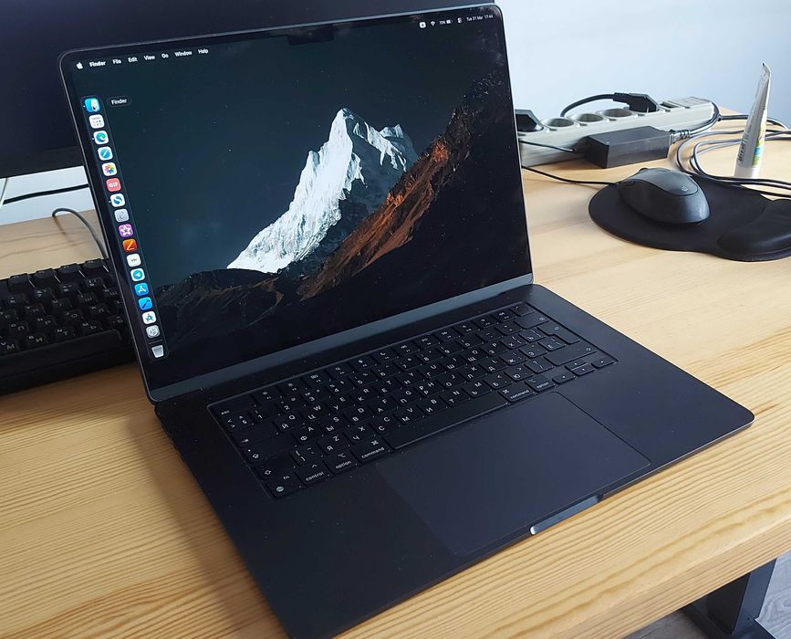 Продам или обменяю Макбук Эйр М2