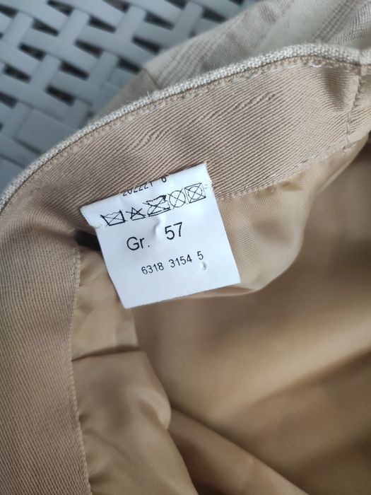 Basca damă din in mărimea 57