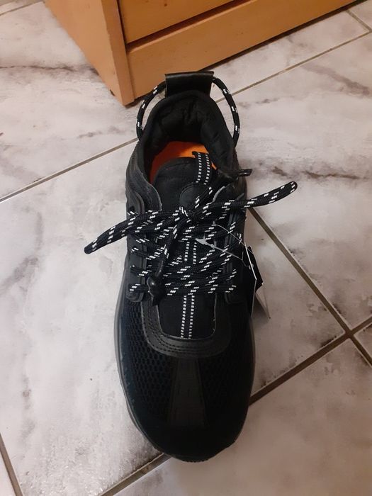 Versace chain reaction triple Black