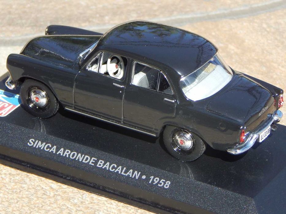 Macheta Simca Aronde P60 Bacalan 1958 1:43 cu ambalaj