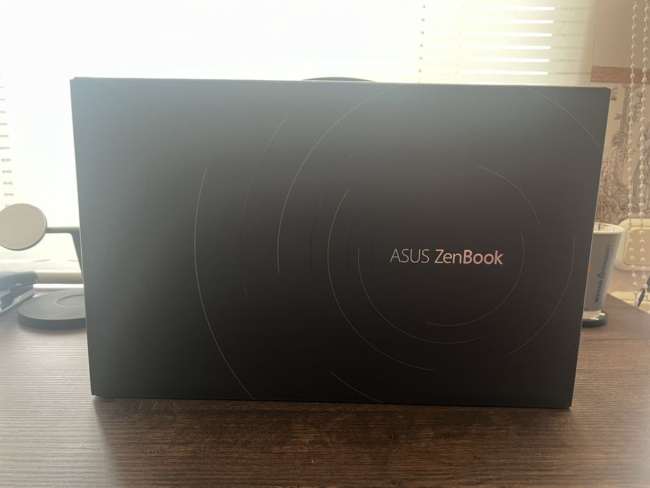 Ноутбук Asus Zenbook