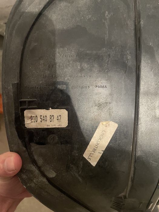 Продам спидометр на 210