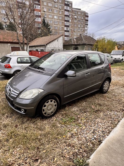 Vand sau Schimb Mercedes A class A180