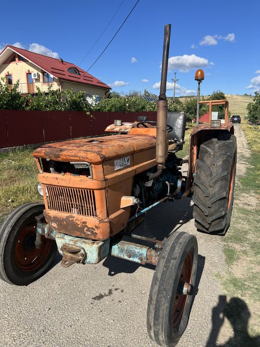 Tractor Fiat 550