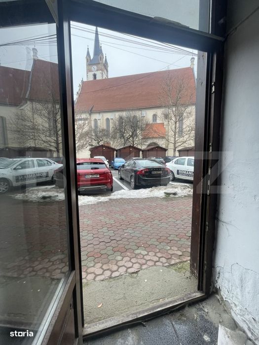 Spatiu comercial de vanzare, 56 mp, in Piata Centrala – zona premium