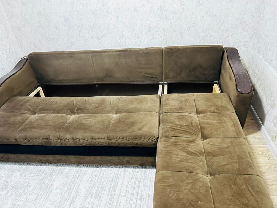 Угловой диван + шкаф