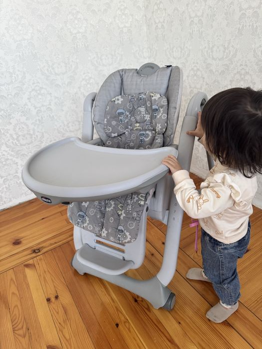 Детский стульчик для кормления