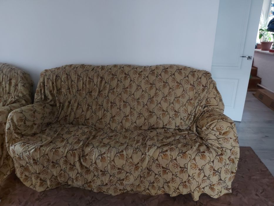 Продам диван и 2 кресла