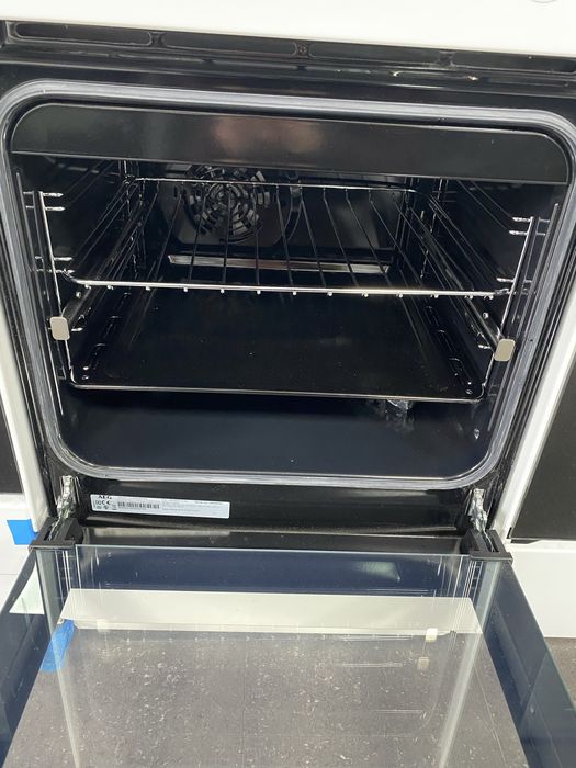 Свободностояща печка AEG 57 l  CCB5442CBW