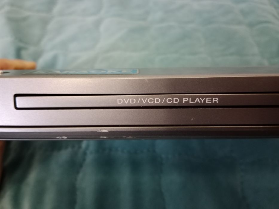 Продам DVD караоке LG