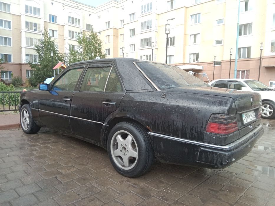 Продам Мерседес 124