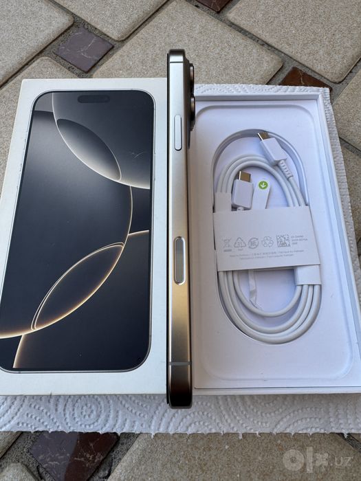 iPhone 16 Pro Max 256GB Natural Titanium