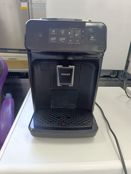 Кафе машина Робот Philips 1200 Series 

- Машината е в отлично съст