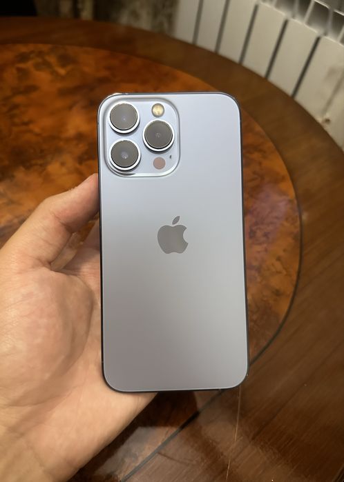 iPhone 13 pro 128gb blue