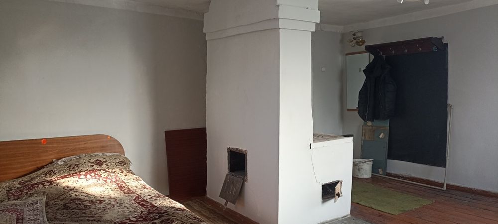 Продам комнату в двухэтажном доме.