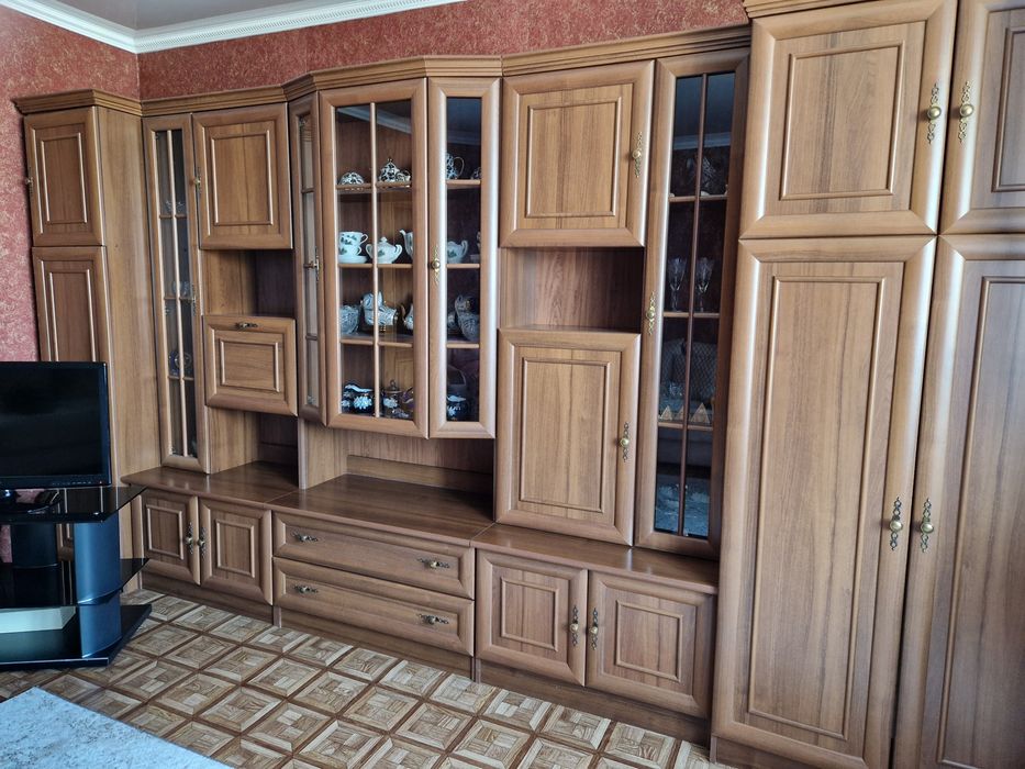 Продам стенку для гостиной