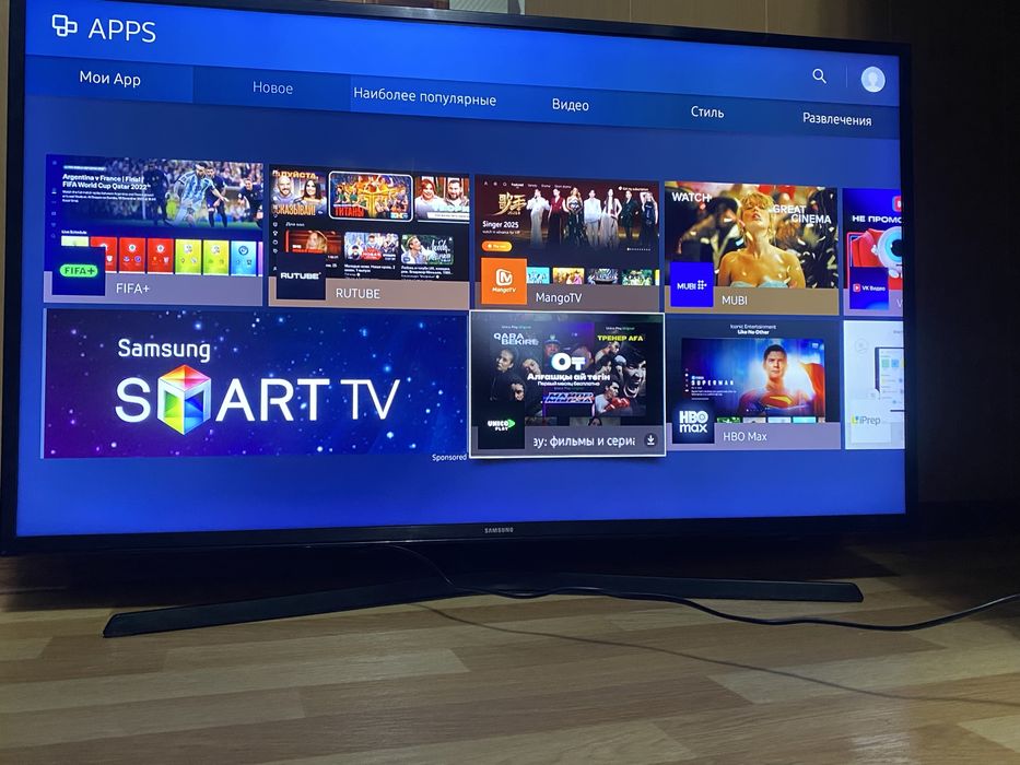 Телевизор смарт Самсунг 109см