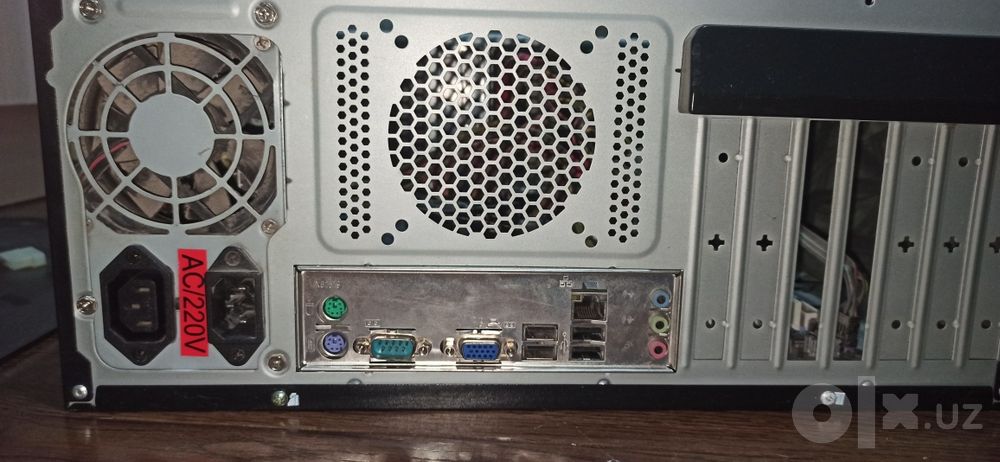 Системный блок ПК (LGA775 / DDR2 2GB / БП 400W) + клавиатура и мышь