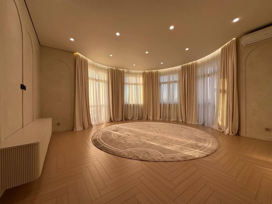 ЖК Parisien 4/7/8   Мукими, Новостройка Golden House