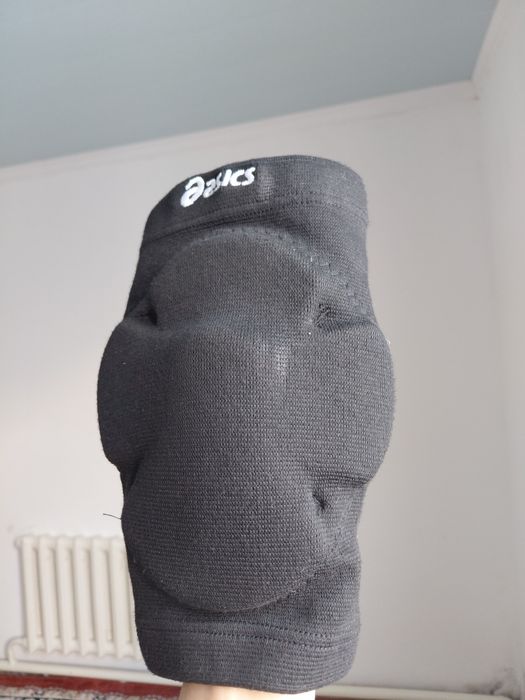 Наколенники спортивные