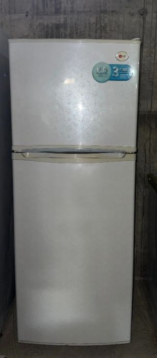 Продам холодильник в ремонте небыл ни разу